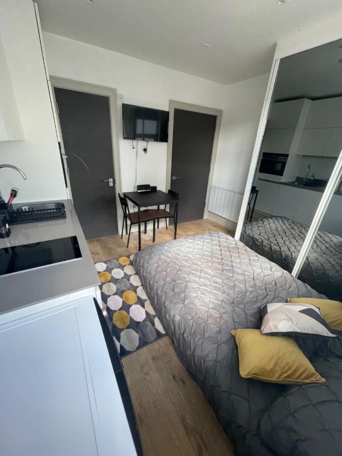 Great Studio Flat For Rent Central Croydon London Экстерьер фото